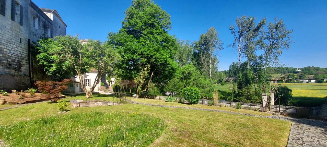 Chateau Des Senechaux, Bourdeilles Dış mekan fotoğraf